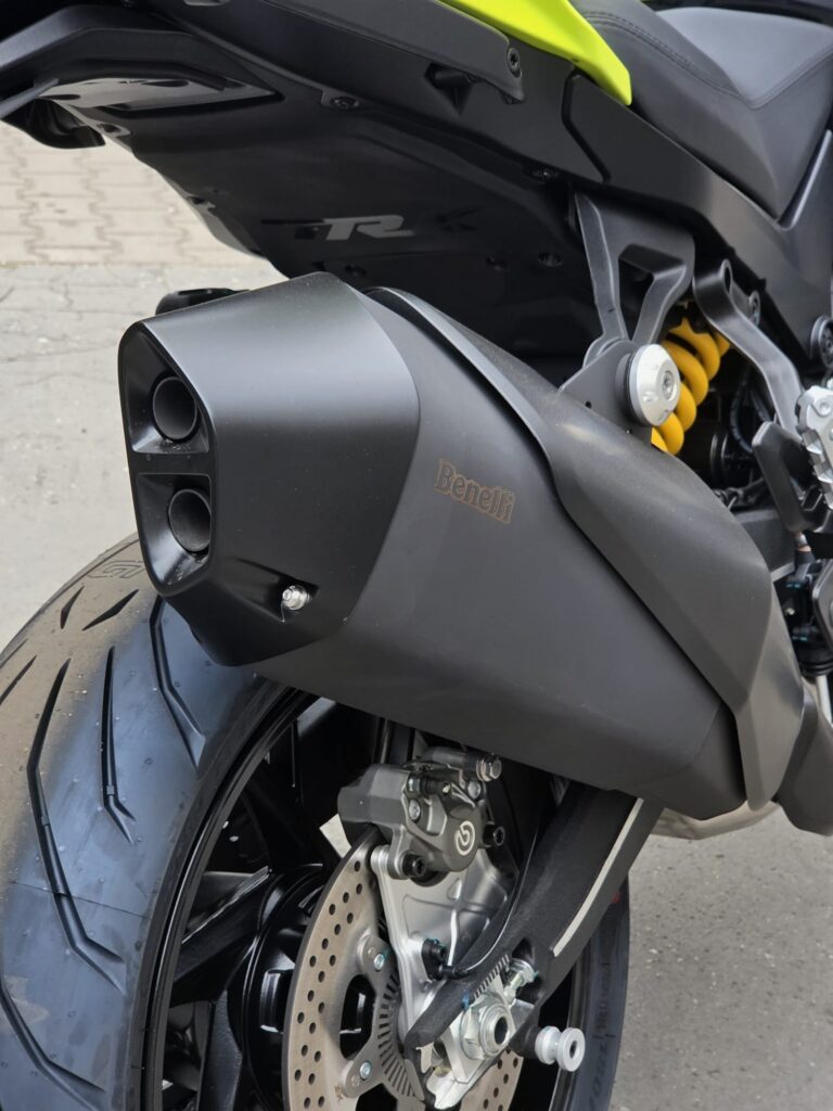 Benelli TRK 902 Stradale